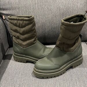 Olive Green Women's Boots
